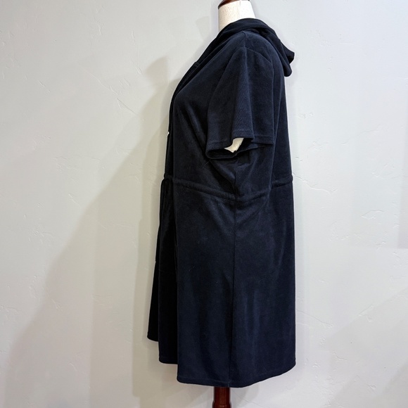 NWT Lane Bryant Black Zip-Up Swimsuit Coverup - Size 22/24 🔥 Plus Size 🌸 - Picture 3 of 5